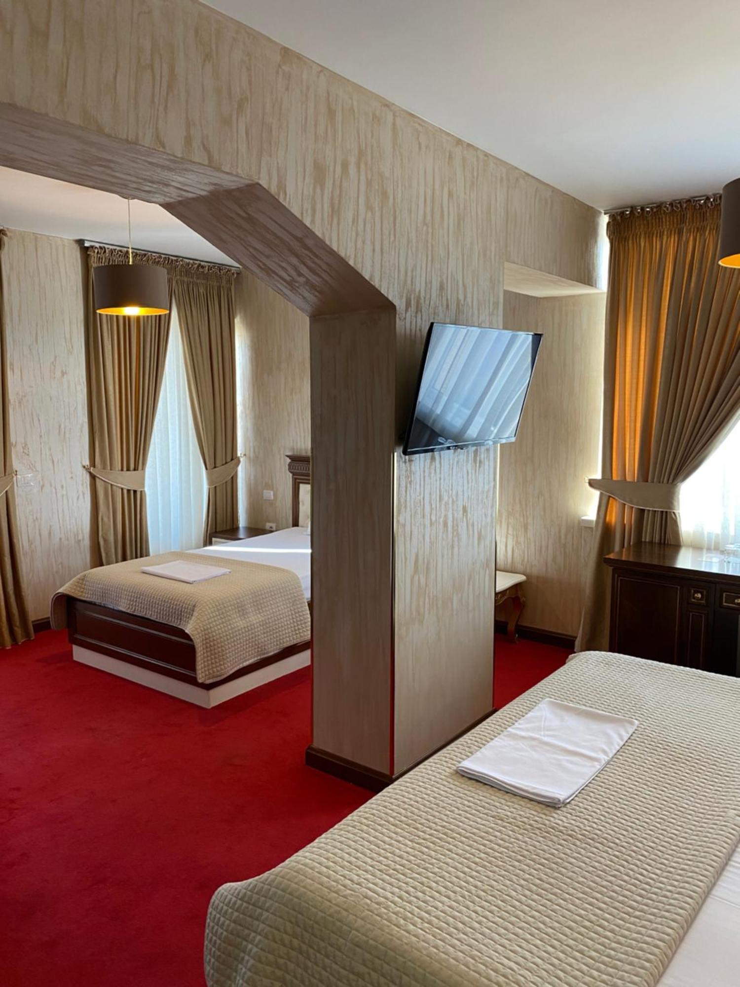 Rozafa Hotel شكودر المظهر الخارجي الصورة