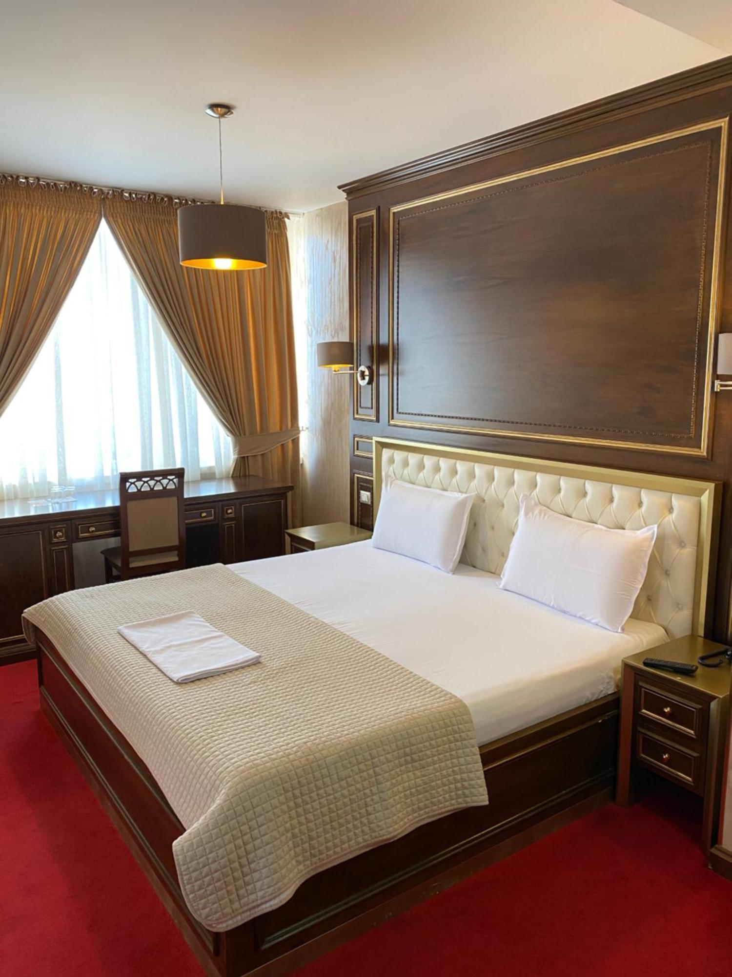 Rozafa Hotel شكودر المظهر الخارجي الصورة